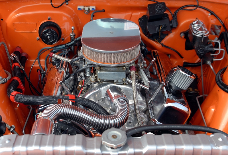 garagiste-CHATEAUDOUBLE-min_car-engine-1738309